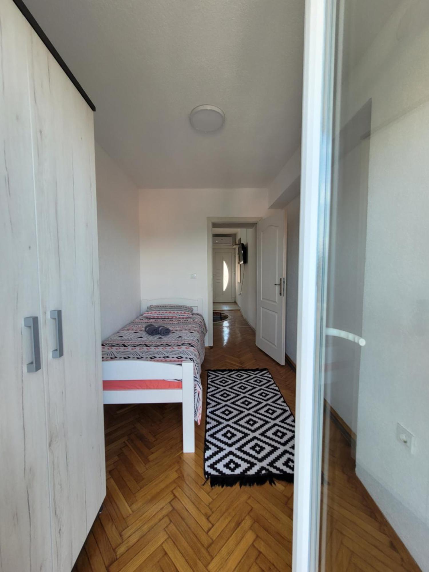 Apartmani Elegance Tuzla Bagian luar foto