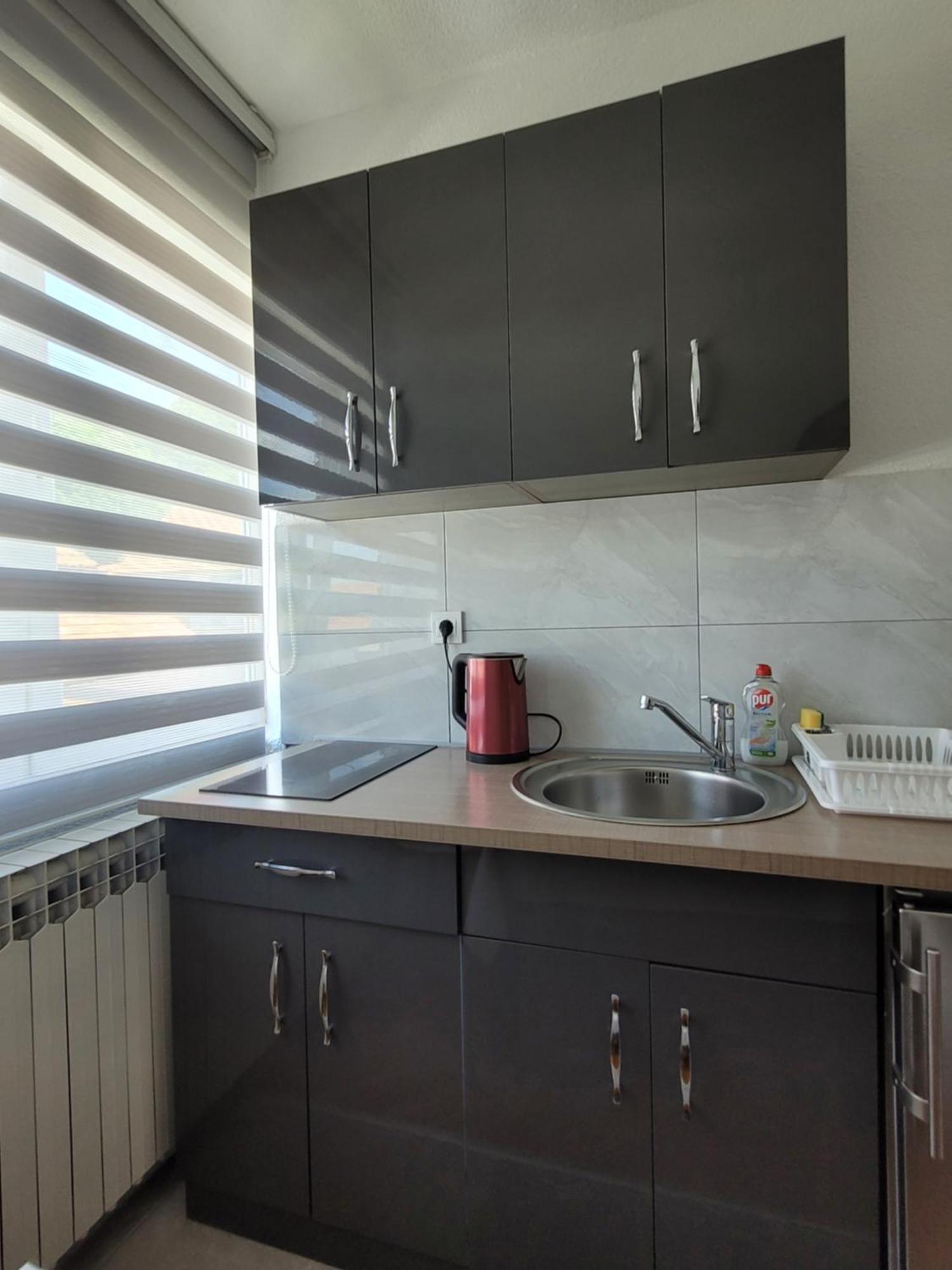 Apartmani Elegance Tuzla Bagian luar foto