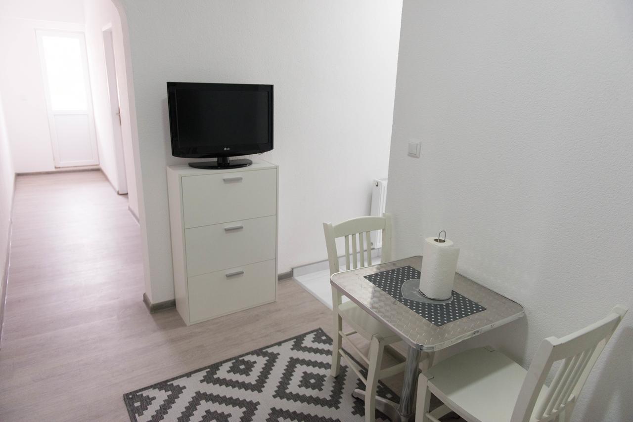Apartmani Elegance Tuzla Bagian luar foto