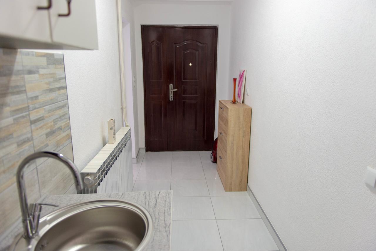 Apartmani Elegance Tuzla Bagian luar foto
